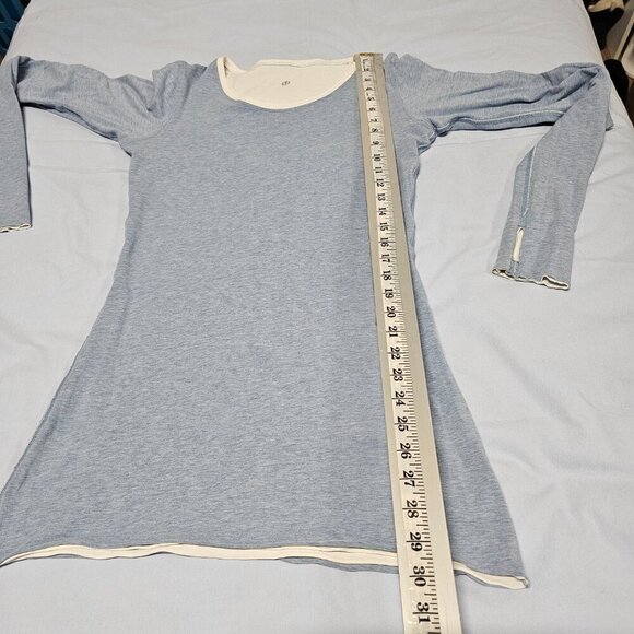 Lululemon Athletica Every Yogi Long Sleeve Top Women Size 8 Blue/White - Picture 13 of 15